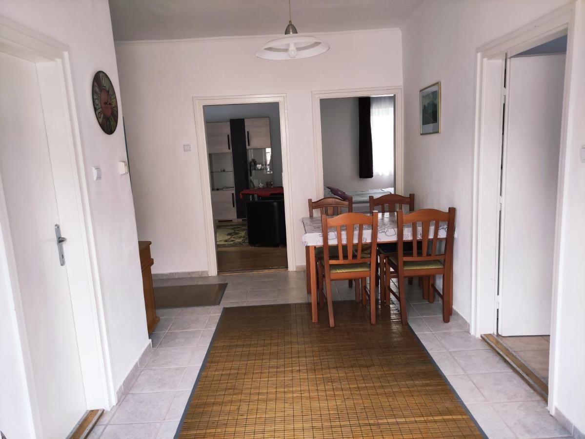Zsanett Appartement Heviz Exterior photo