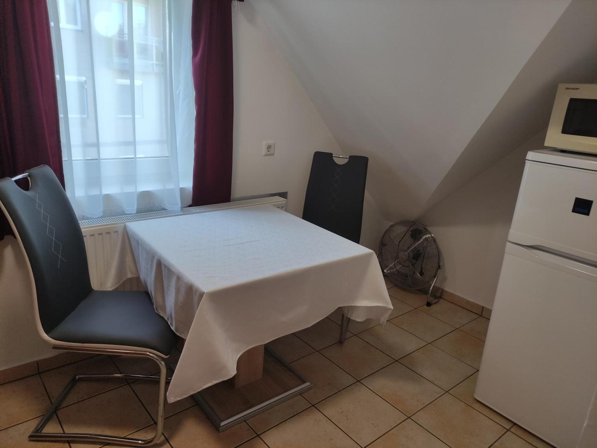 Zsanett Appartement Heviz Room photo